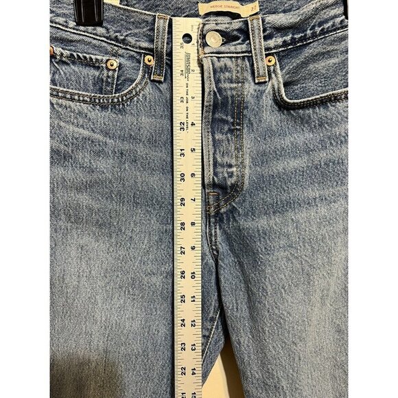 Levi's Mom Wedgie Straight Distressed Frayed Raw Hem Button Fly Jeans Sz 27 - Picture 3 of 16